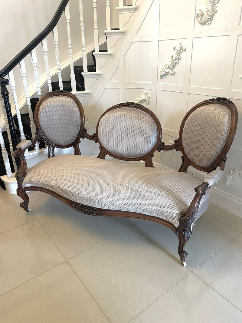 Antique Victorian Cameo Back Carved Walnut Sofa - Image 2